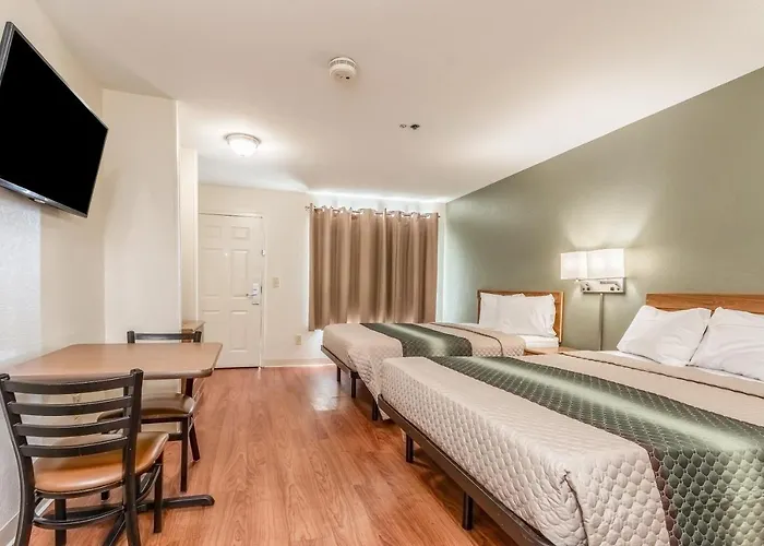 51 Extended Motel
